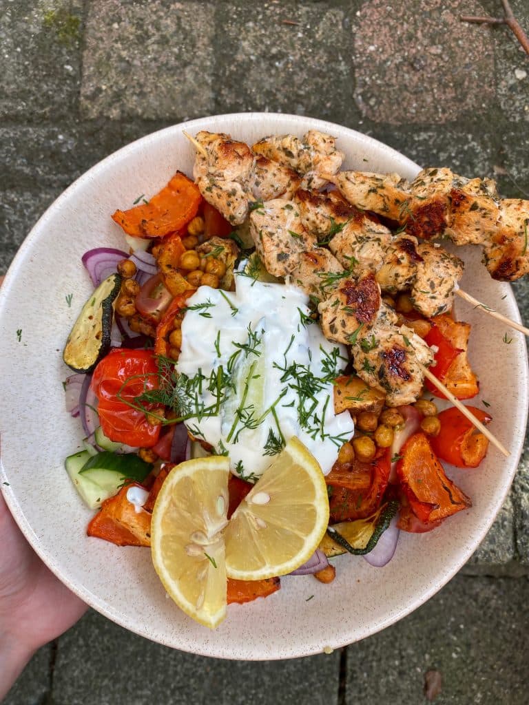 Griekse bowl met gegrilde groente
